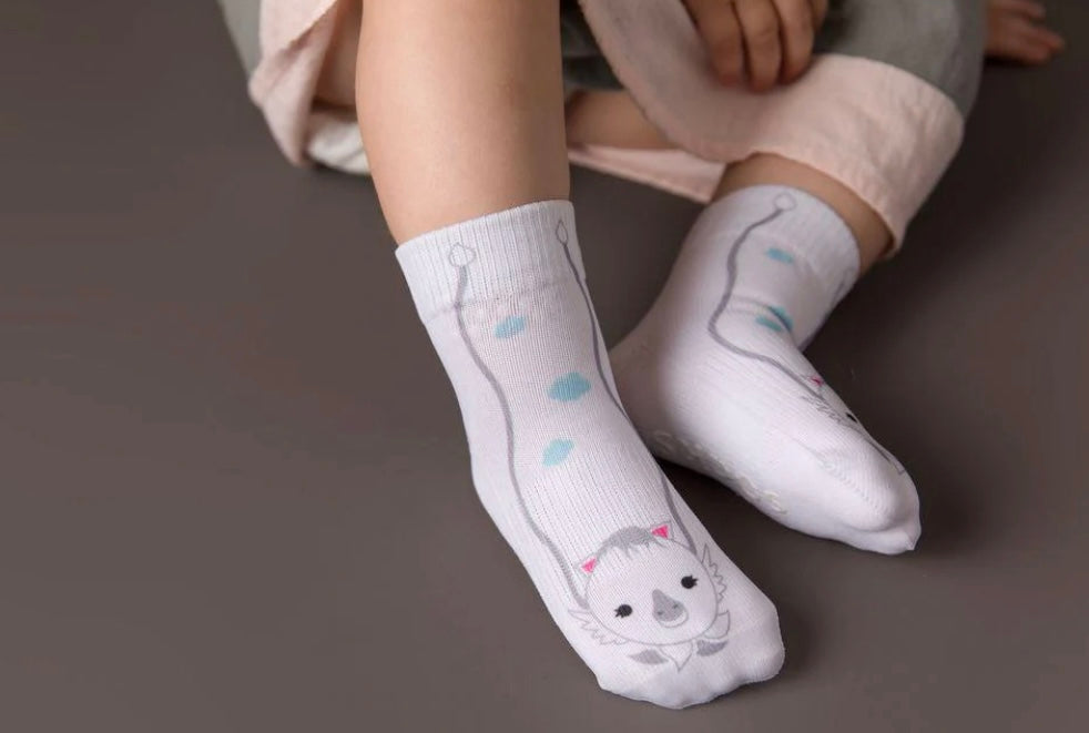 SQUID SOCKS Brand Unisex INFANT/TODDLER 3 Pair Of STAY ON Socks ‘CORA COLLECTION’ - Novelty Socks And Slippers