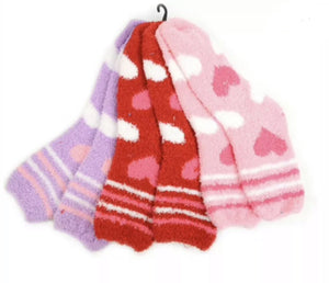 NOLLIA BRAND LADIES 3 PAIR HEARTS WARM & FUZZY SOCKS - Novelty Socks for Less