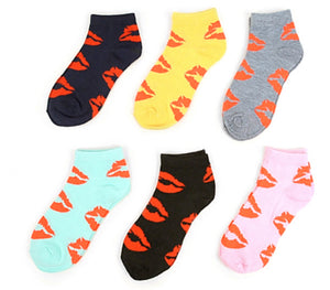 NOLLIA Brand Ladies VALENTINES DAY 6 Pair Of Low Cut Socks LIPS/KISSES - Novelty Socks for Less