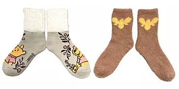 DISNEY Winnie The Pooh Ladies 2 Pair Of Cozy Fuzzy Plush Socks