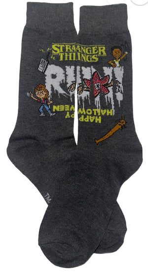 NETFLIX STRANGER THINGS Men’s 2 Pair Of HALLOWEEN Socks ‘RUN!’ ‘HAPPY HALLOWEEN’ - Novelty Socks And Slippers