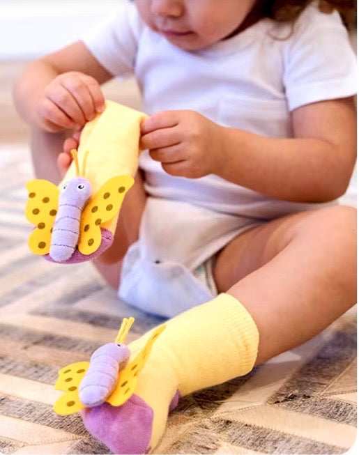BUTTERFLY Unisex Baby RATTLE GRIPPER BOTTOM SOCKS BOOGIE TOES By Piero Liventi - Novelty Socks And Slippers