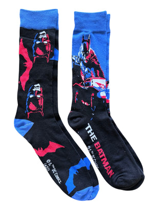 DC COMICS THE BATMAN Men’s 2 Pair of Socks With BATMOBILE - Novelty Socks And Slippers