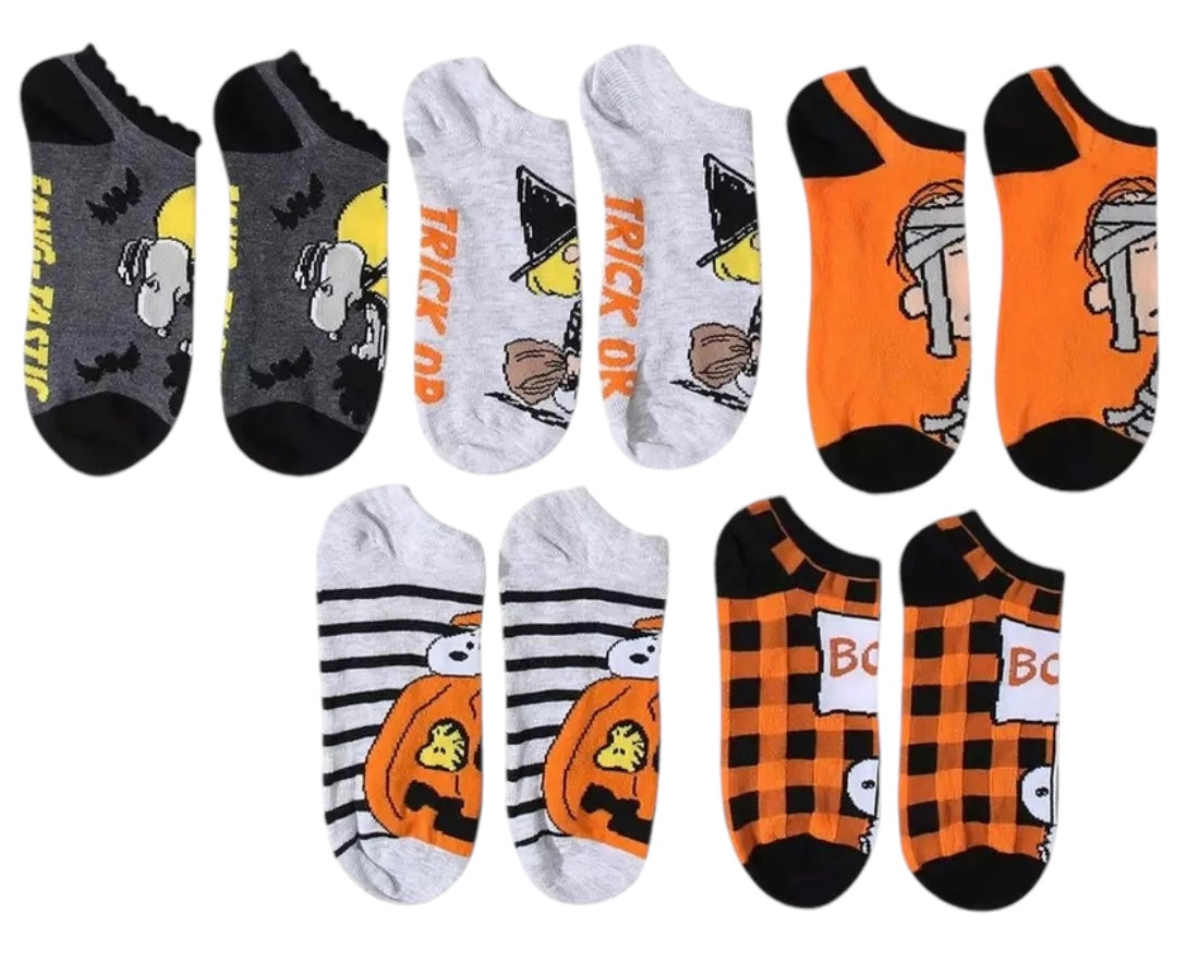 PEANUTS Ladies 5 Pair Of HALLOWEEN NO SHOW SOCKS SNOOPY & WOODSTOCK 'FANG-TASTIC' - Novelty Socks And Slippers