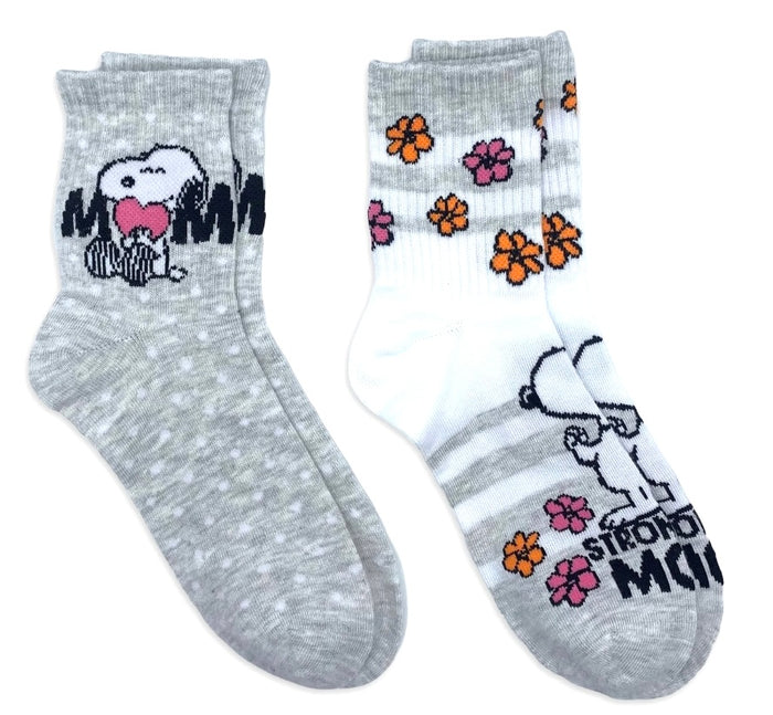 PEANUTS Ladies MOTHER’S DAY 2 Pair Of SNOOPY Socks ‘STRONG LIKE MOM’