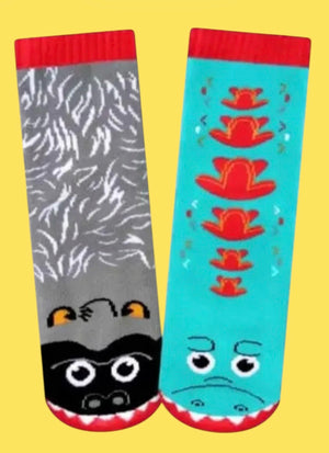 GORILLA & MUTANT LIZARD KIDS Unisex MISMATCHED GRIPPER SOCKS PALS SOCKS Brand - Novelty Socks And Slippers