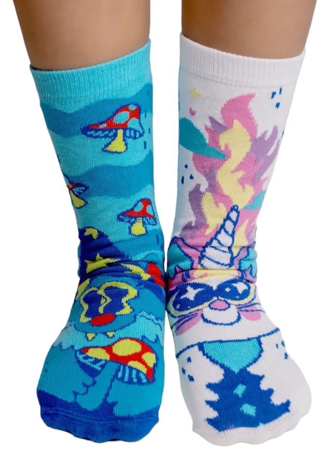 PALS SOCKS Brand Unisex Toddler & Kids CAT Mismatched Gripper Bottom Socks ABRA & CATABRA (CHOOSE SIZE)