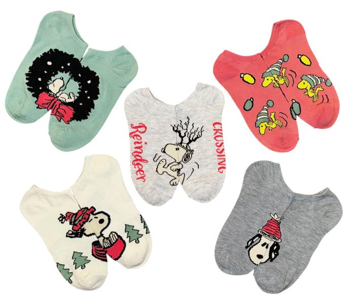 PEANUTS Ladies CHRISTMAS 5 Pair Of Snoopy No Show Socks ‘REINDEER CROSSING’