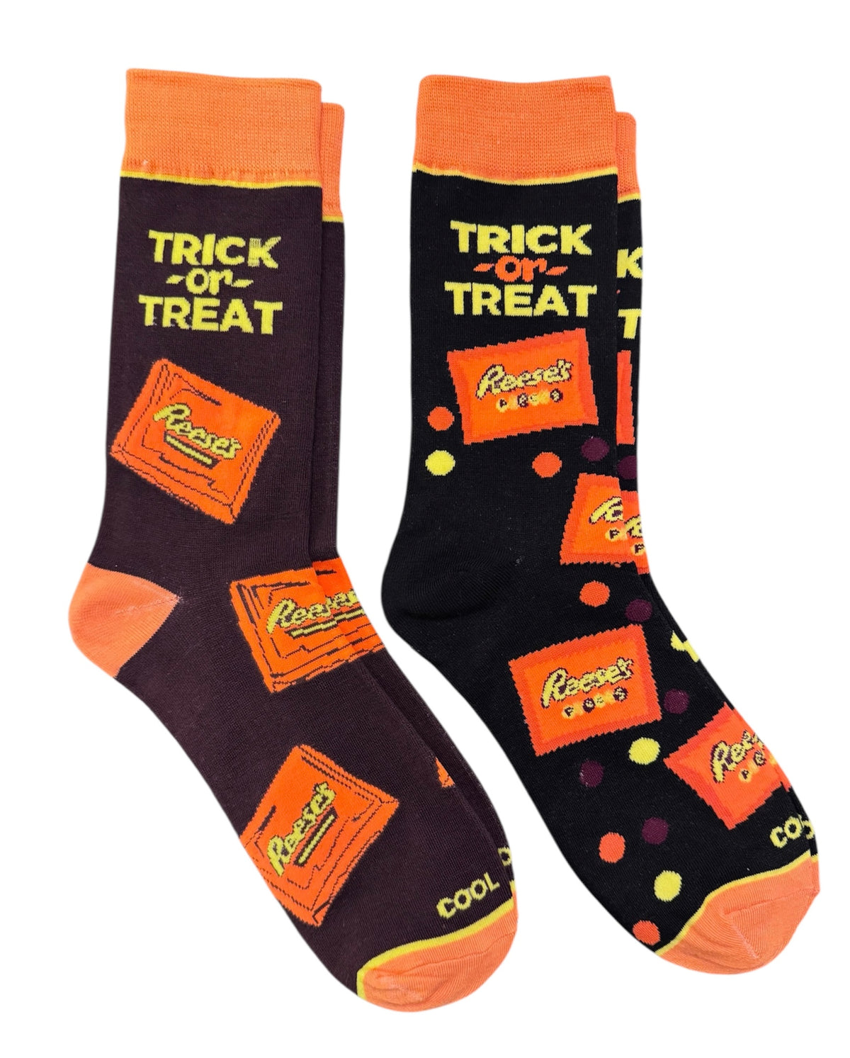 REESE’S PEANUT BUTTER CUPS Men’s 2 Pair Of Halloween Socks REESES PIECES COOL SOCKS Brand - Novelty Socks And Slippers