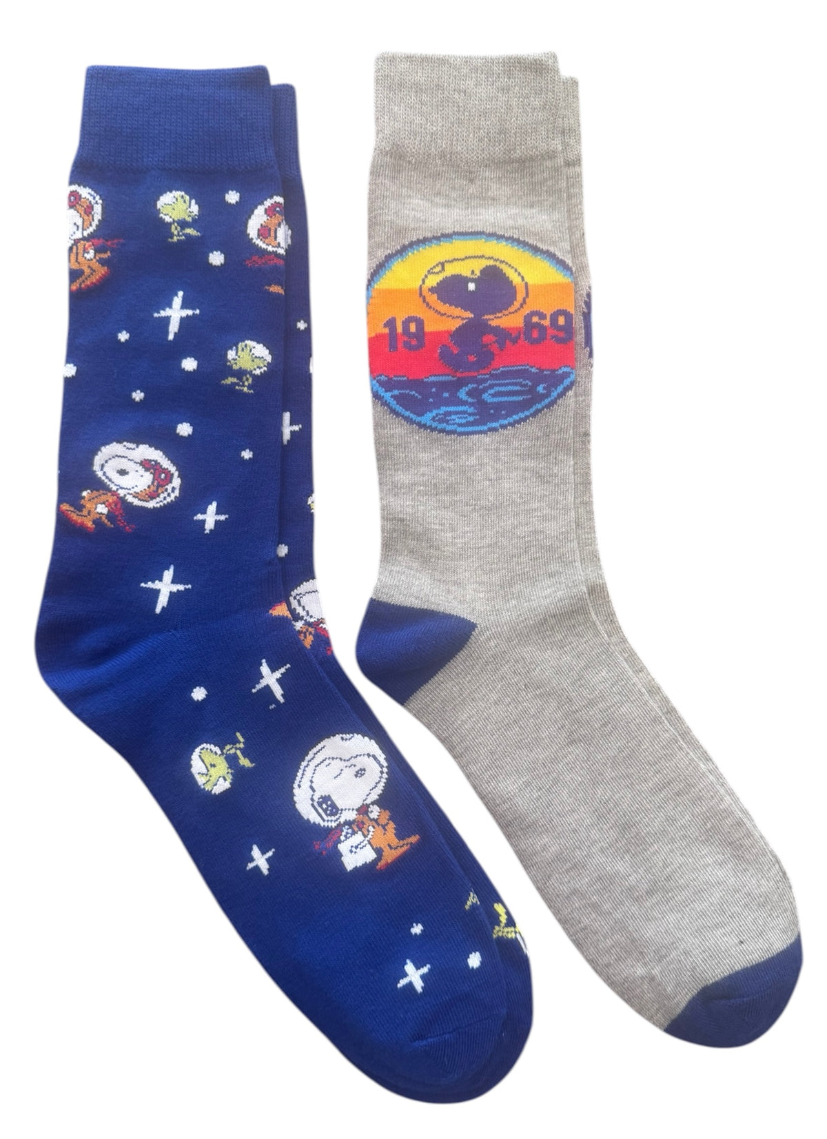 PEANUTS Men’s 2 Pair Of SNOOPY MOON LANDING Socks 1969 With WOODSTOCK - Novelty Socks And Slippers