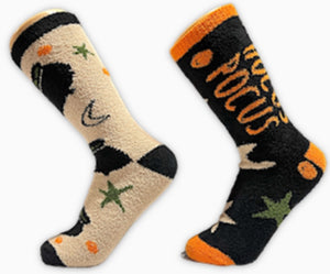 HOCUS POCUS Ladies 2 Pair Of HALLOWEEN Fuzzy Warm Socks - Novelty Socks for Less