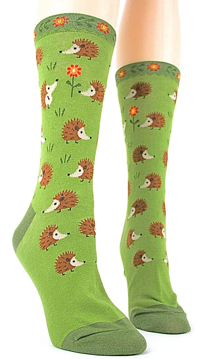 FOOT TRAFFIC BRAND LADIES HEDGEHOG SOCKS HEDGEHOGS & FLOWERS ALL OVER