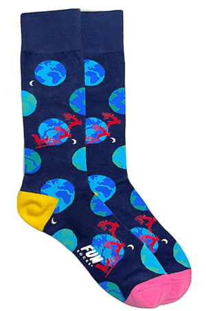 FUN SOCKS Brand Men’s CHRISTMAS Socks SANTA’S SLEIGH PASSING BY EARTH - Novelty Socks for Less