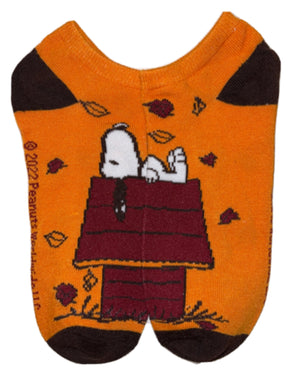 PEANUTS LADIES AUTUMN FALL 6 PAIR OF ANKLE SOCKS SCARECROW SNOOPY BIOWORLD BRAND - Novelty Socks for Less