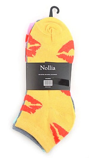 NOLLIA Brand Ladies VALENTINES DAY 6 Pair Of Low Cut Socks LIPS/KISSES - Novelty Socks for Less