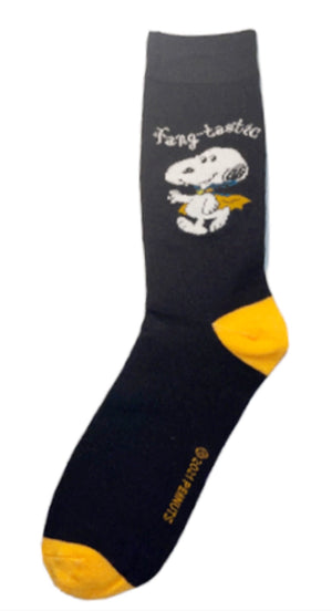 PEANUTS Men’s HALLOWEEN Socks VAMPIRE SNOOPY ‘FANGTASTIC’ - Novelty Socks for Less